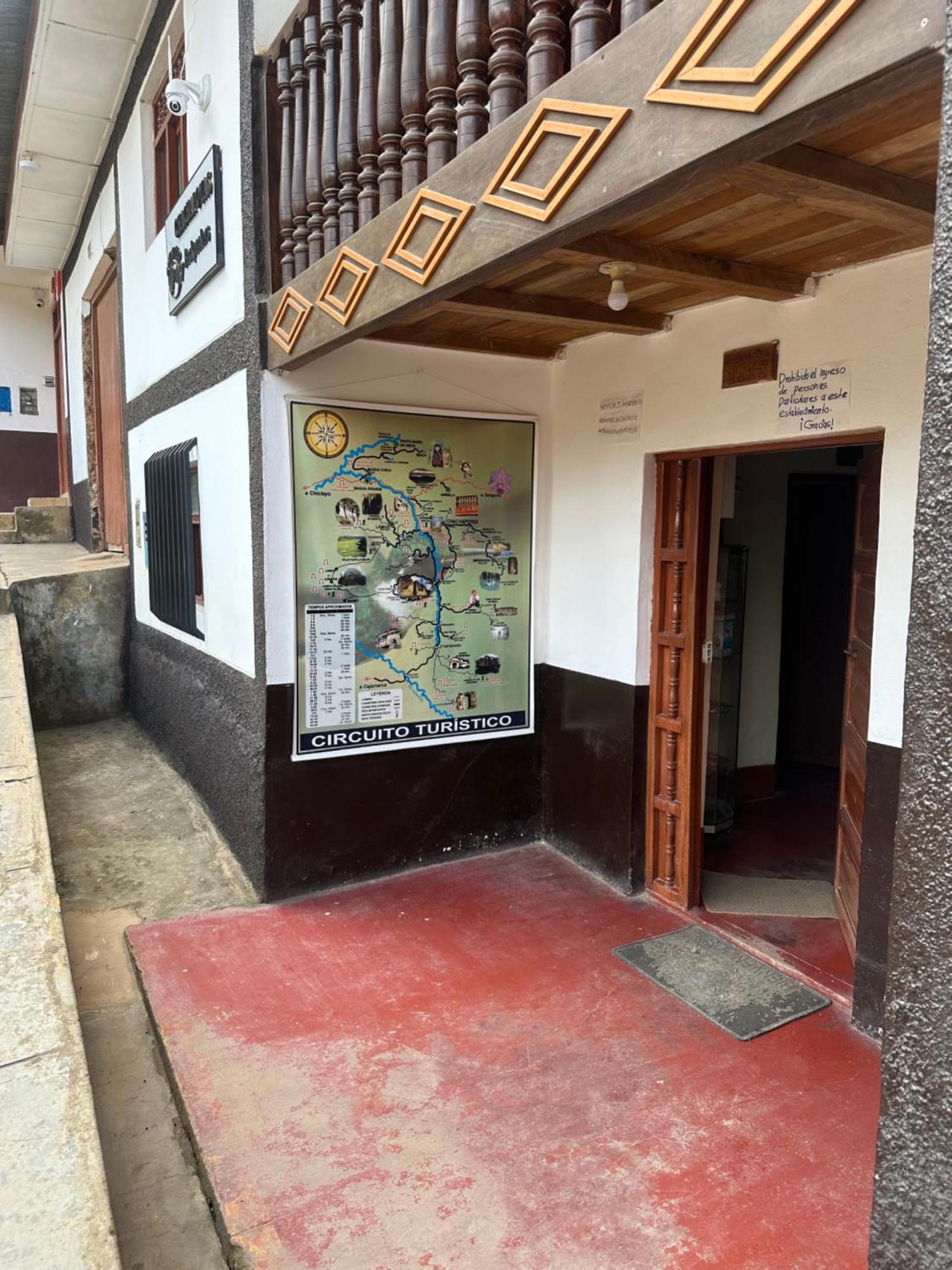 Aventura Chachapoyas Backpackers Vandrehjem Eksteriør billede
